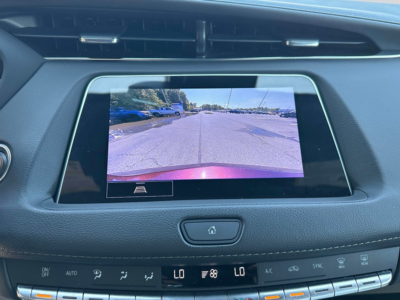 2022 Cadillac XT4 FWD Luxury