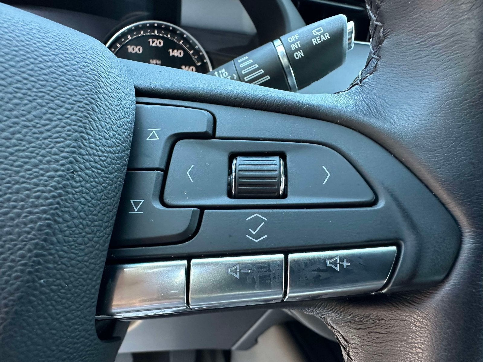 2022 Cadillac XT4 FWD Luxury