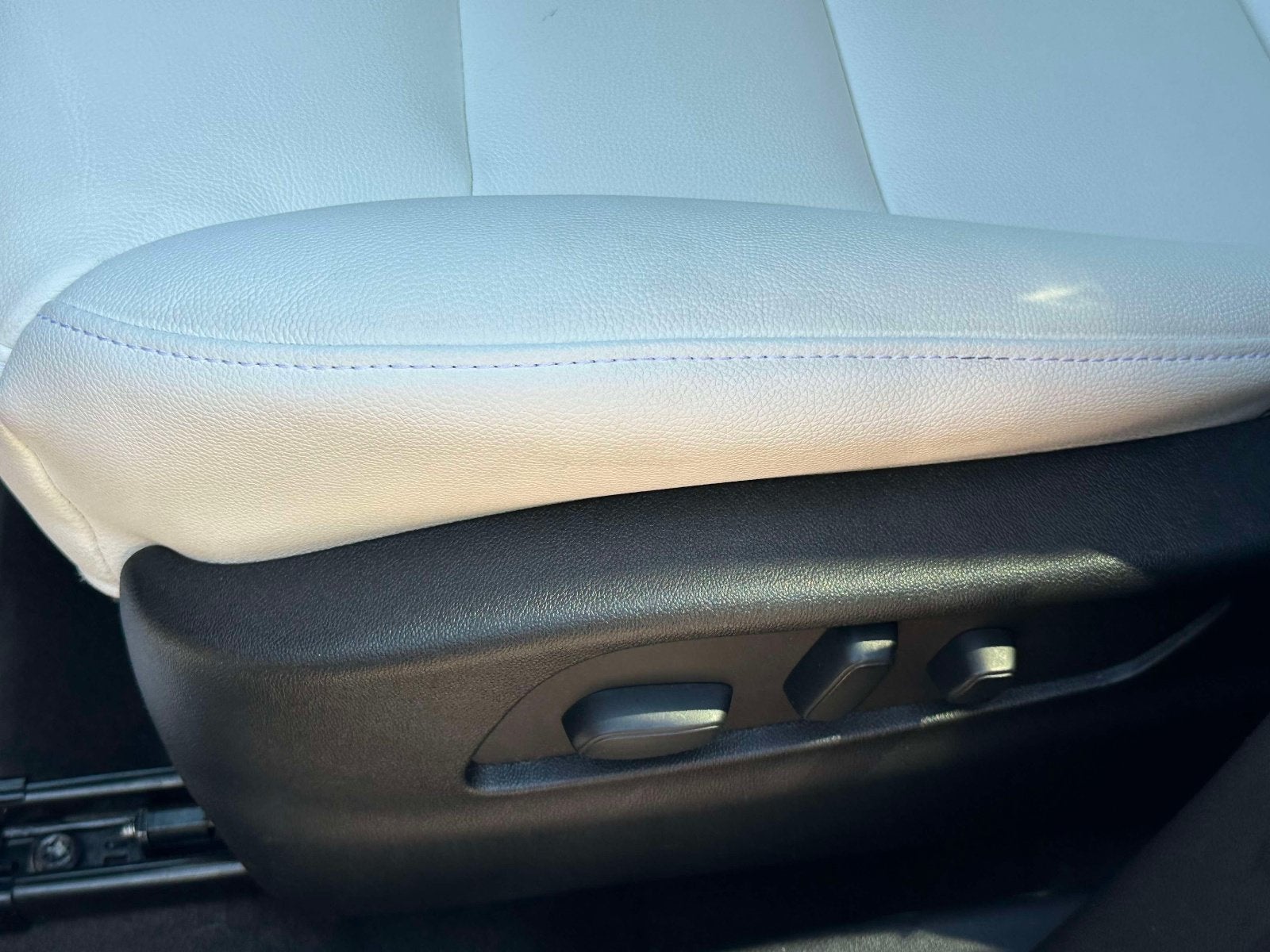 2022 Cadillac XT4 FWD Luxury