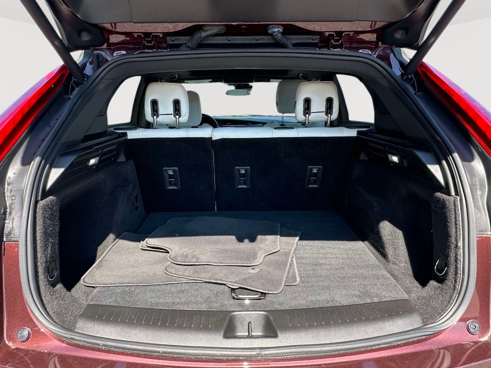 2022 Cadillac XT4 FWD Luxury