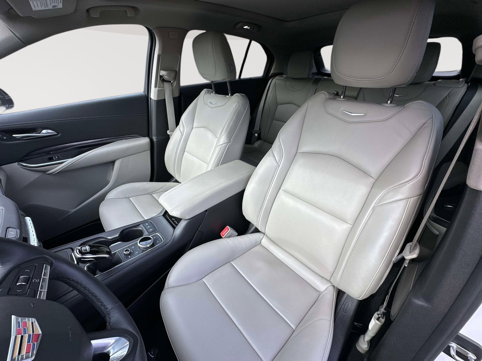 2022 Cadillac XT4 Luxury