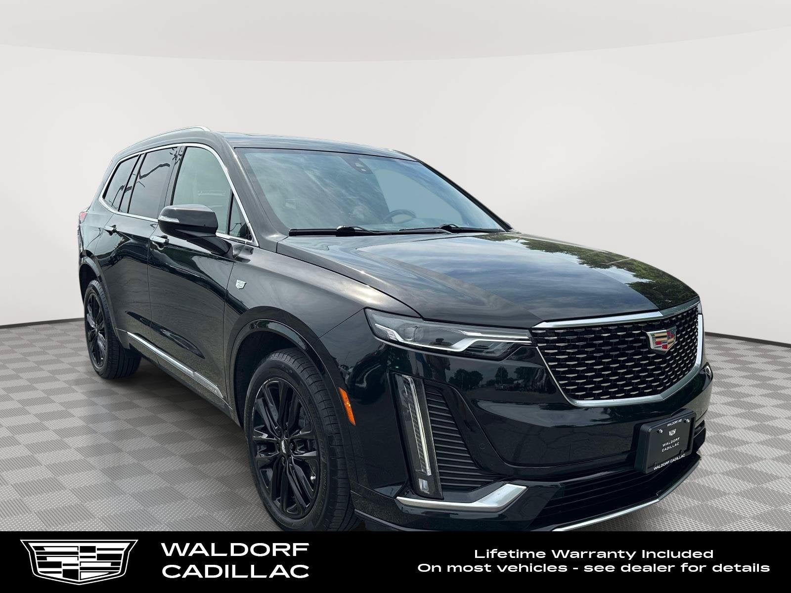 2025 Cadillac XT6 Luxury