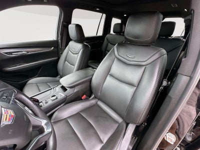 2025 Cadillac XT6 Luxury