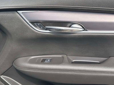 2025 Cadillac XT6 Luxury