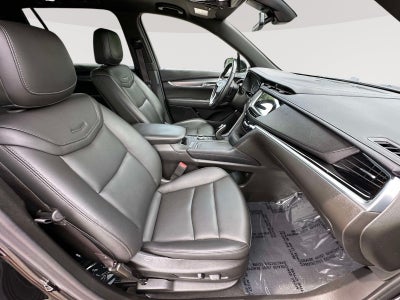 2025 Cadillac XT6 Luxury