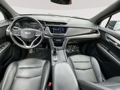 2025 Cadillac XT6 Luxury