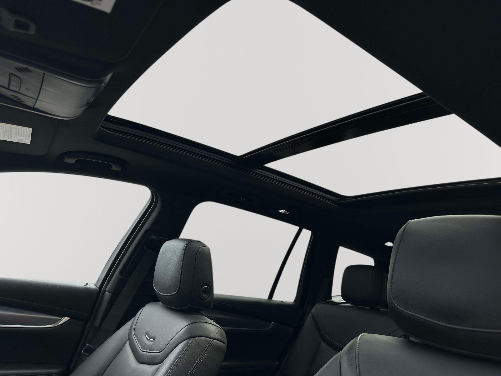 2025 Cadillac XT6 Luxury