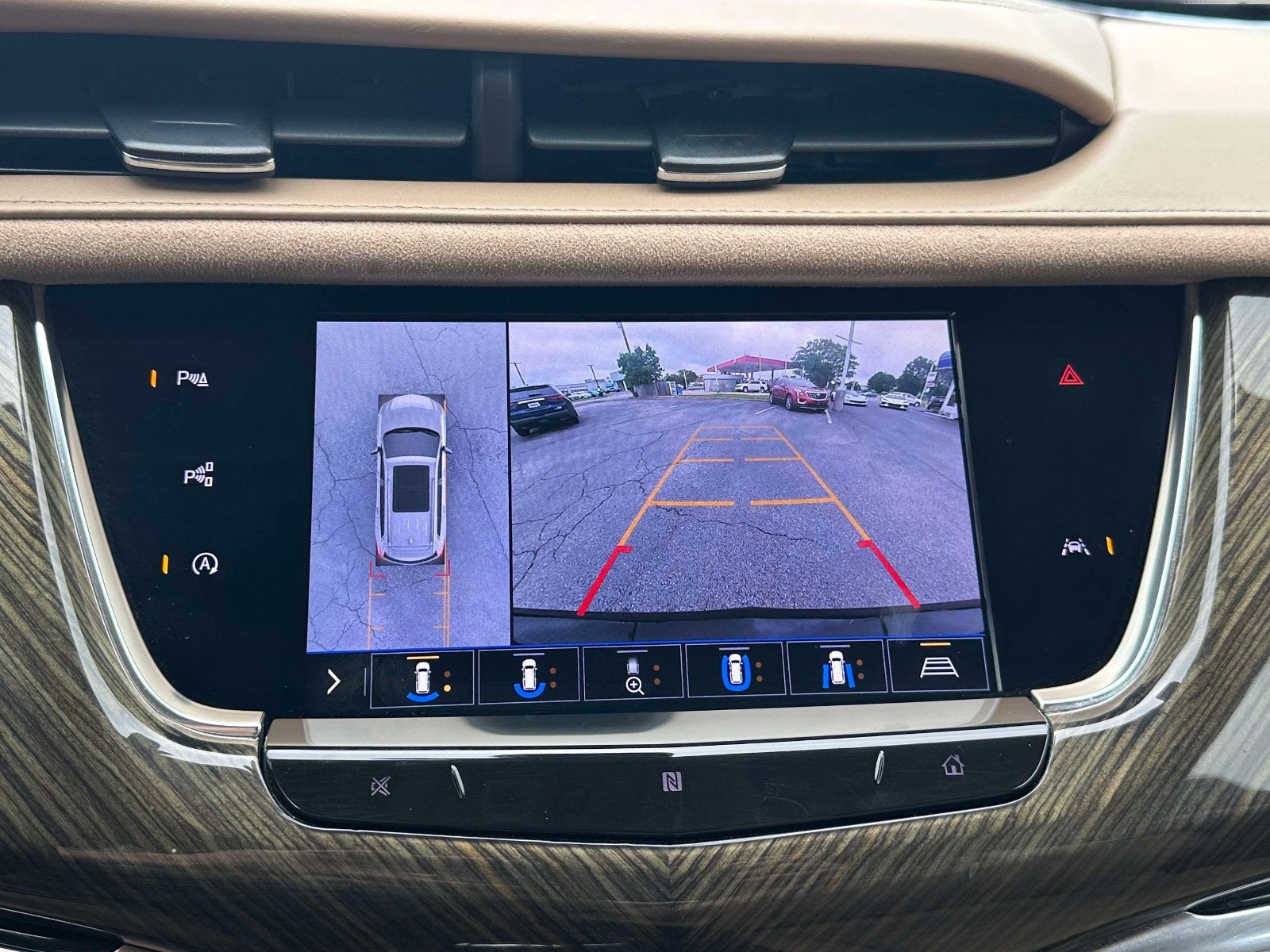 2020 Cadillac XT6 FWD Premium Luxury