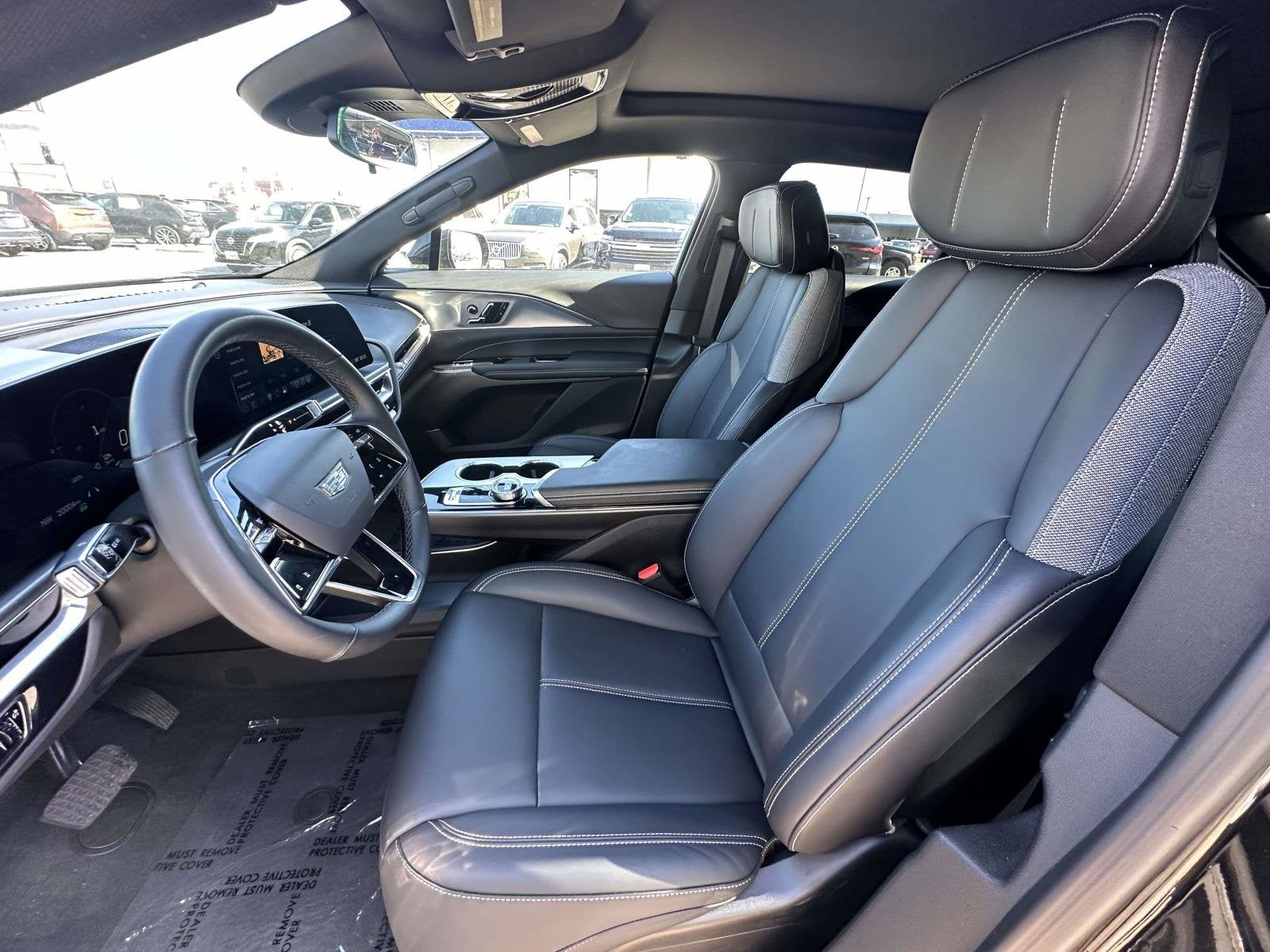 2024 Cadillac LYRIQ Tech