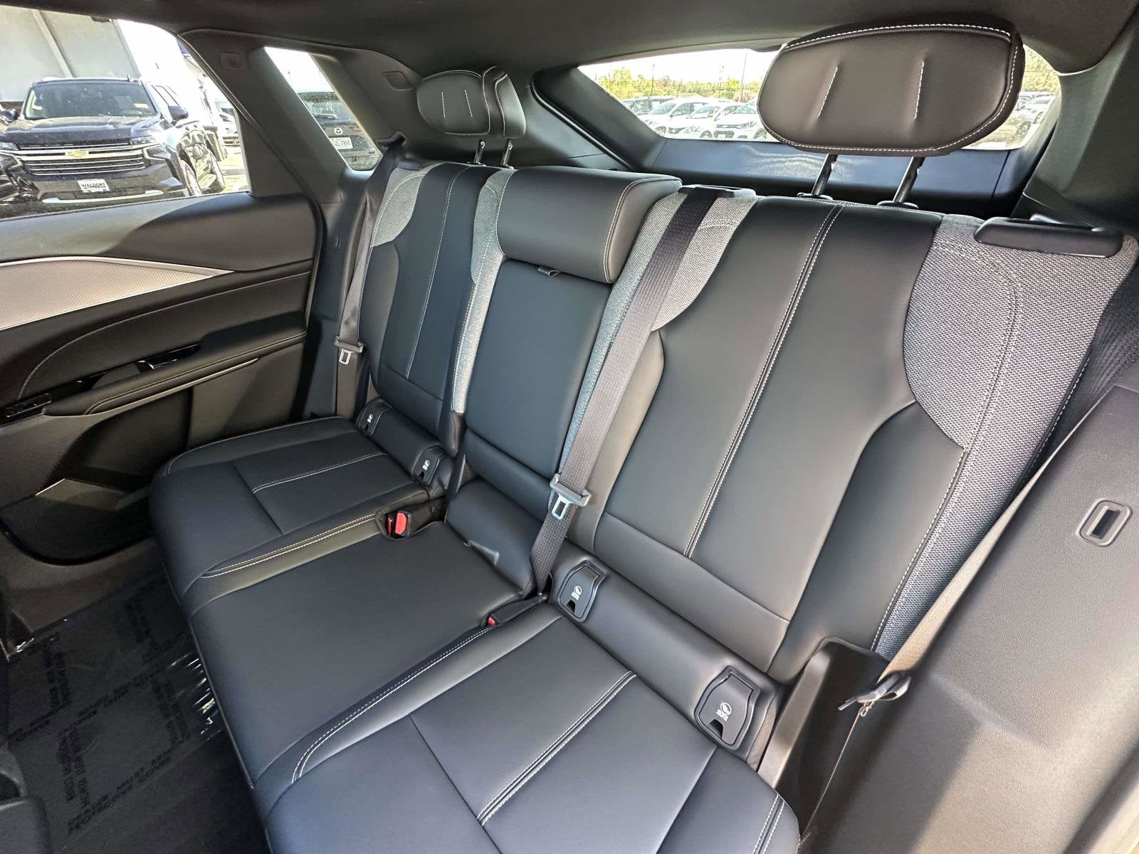 2024 Cadillac LYRIQ Tech