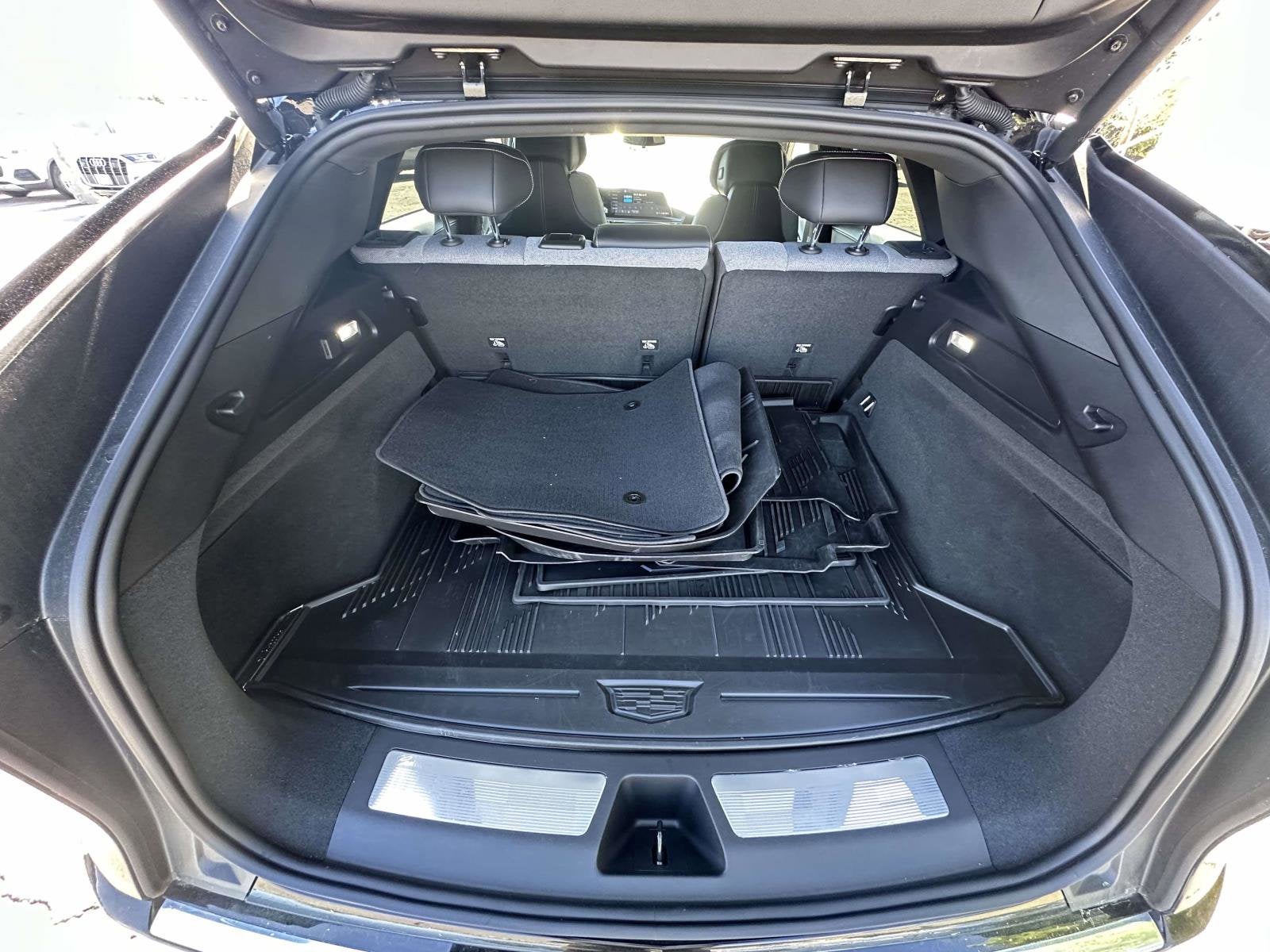 2024 Cadillac LYRIQ Tech