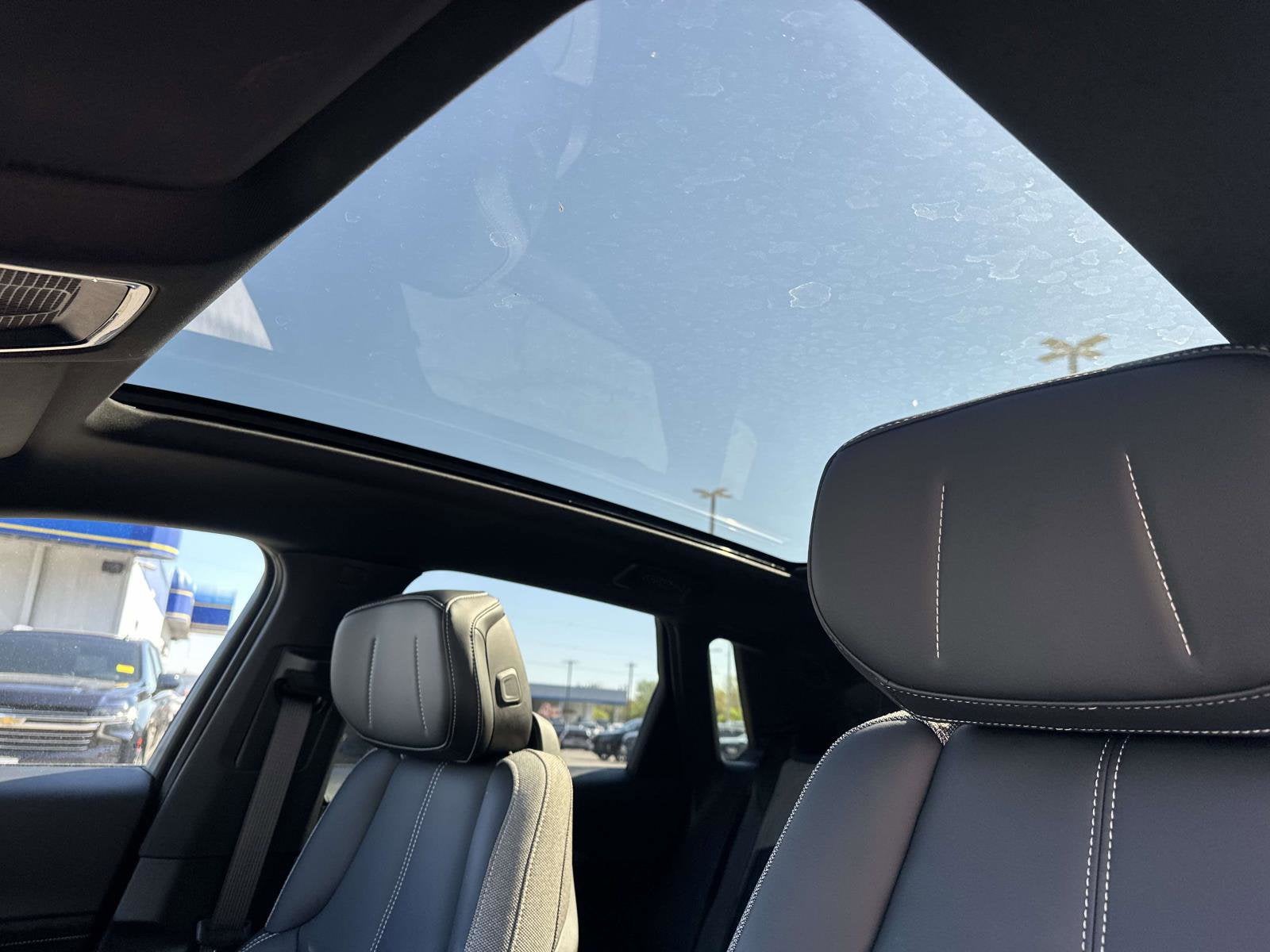 2024 Cadillac LYRIQ Tech