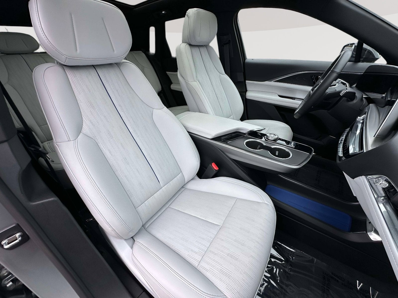 2024 Cadillac LYRIQ Sport 1