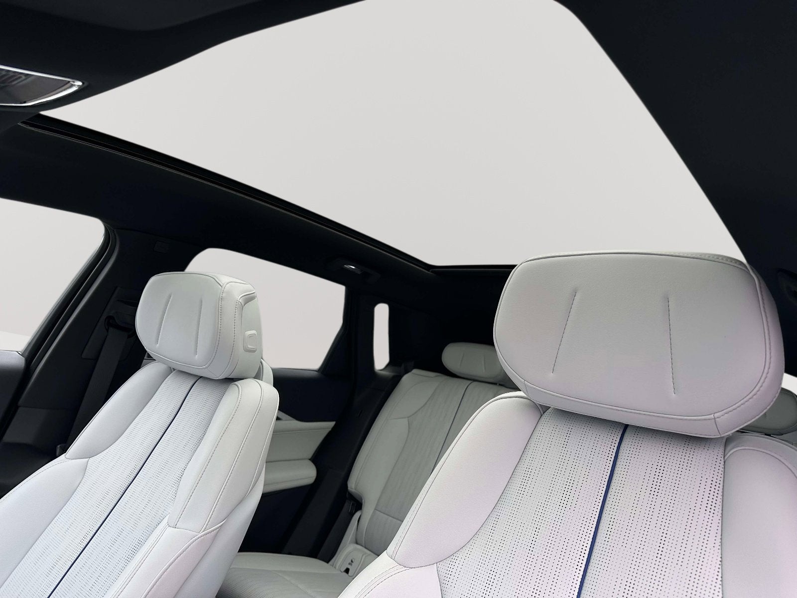 2024 Cadillac LYRIQ Sport 1