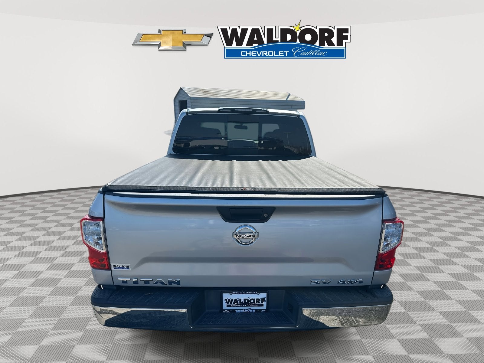 2017 Nissan Titan SV