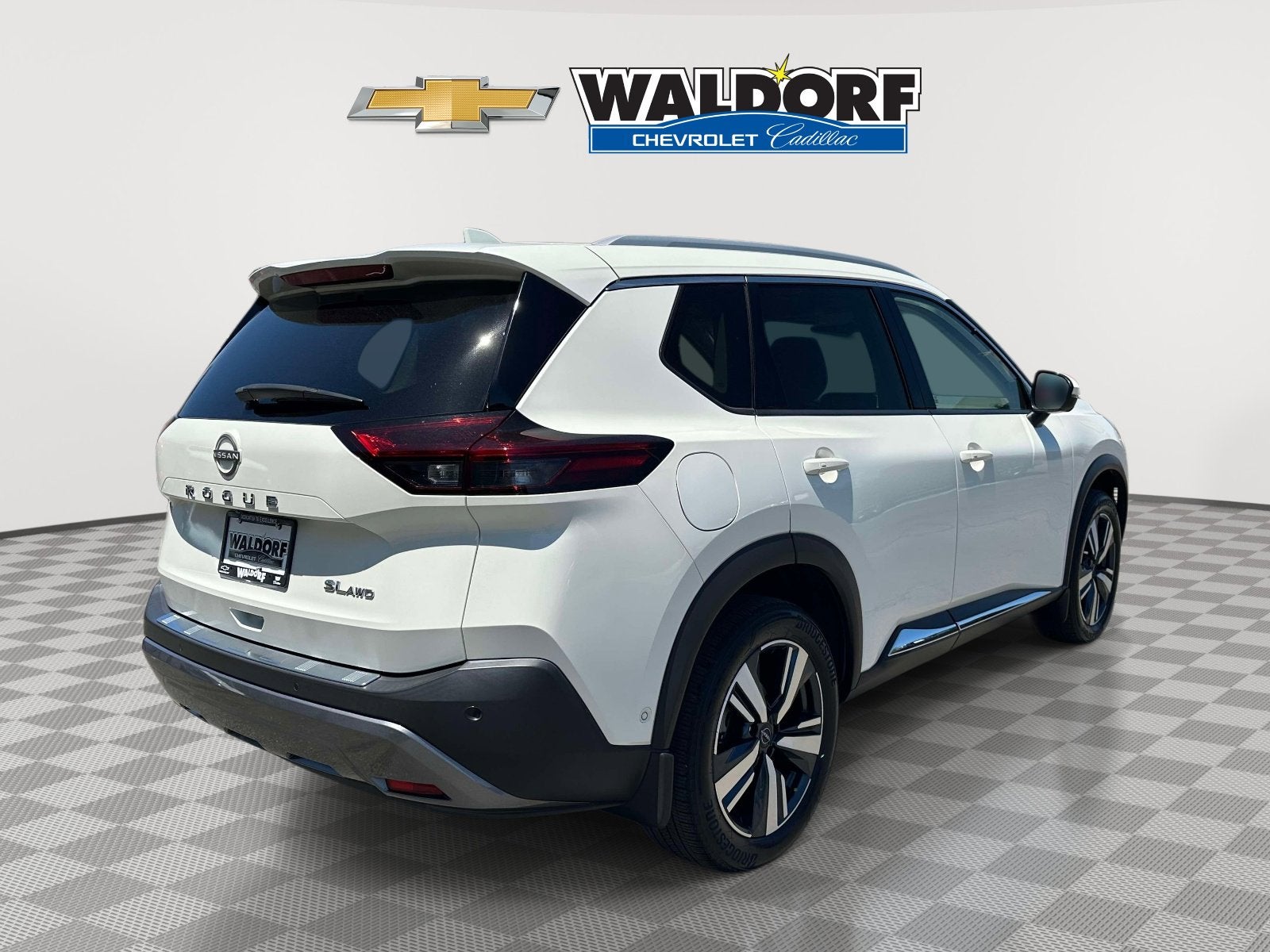 2022 Nissan Rogue SL