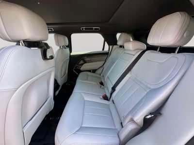 2025 Land Rover Range Rover Sport SE