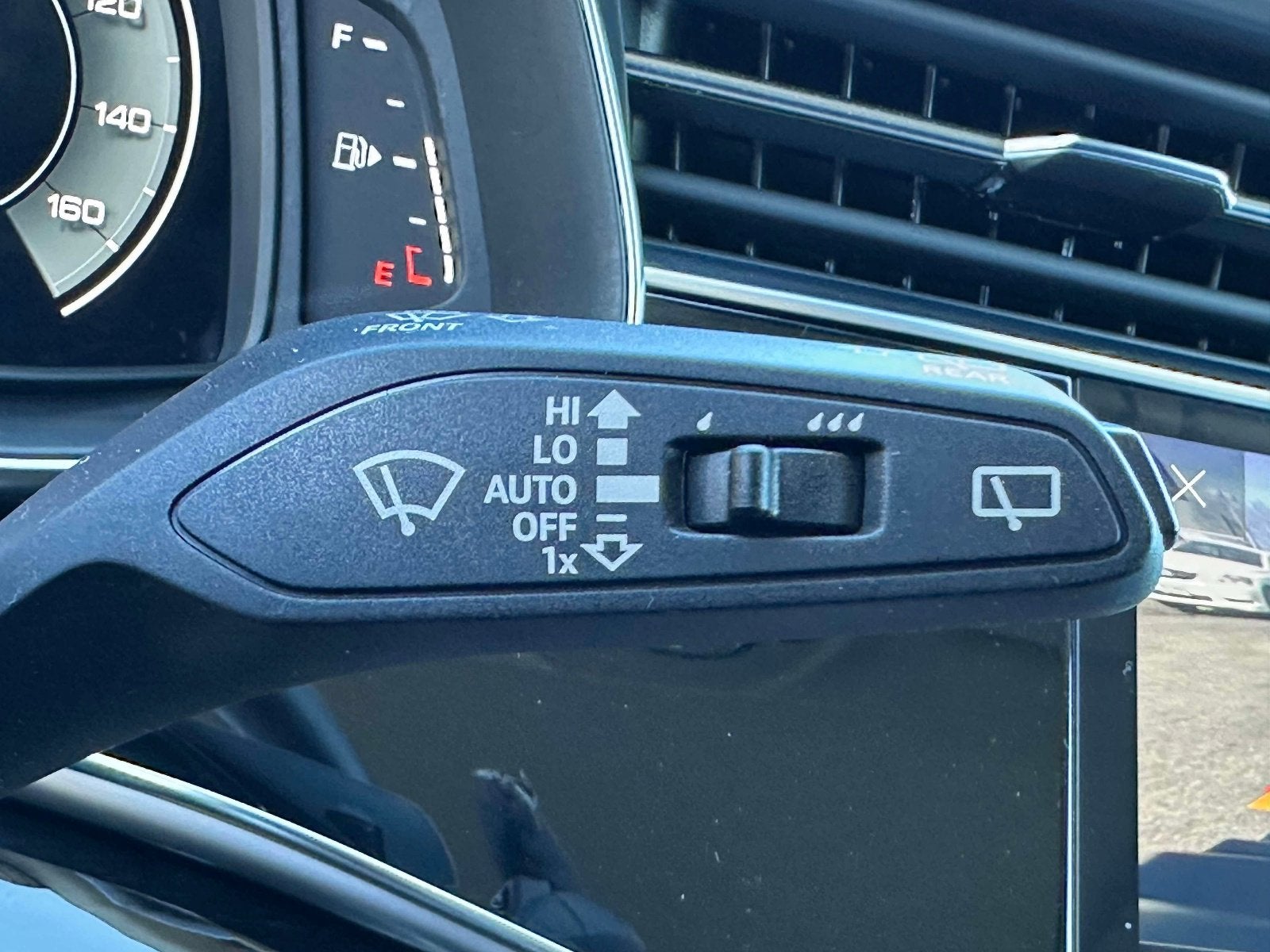 2022 Audi Q7 Premium Plus