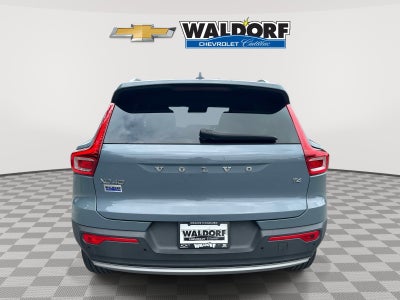 2020 Volvo XC40 Momentum