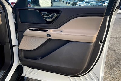 2022 Lincoln Aviator Standard