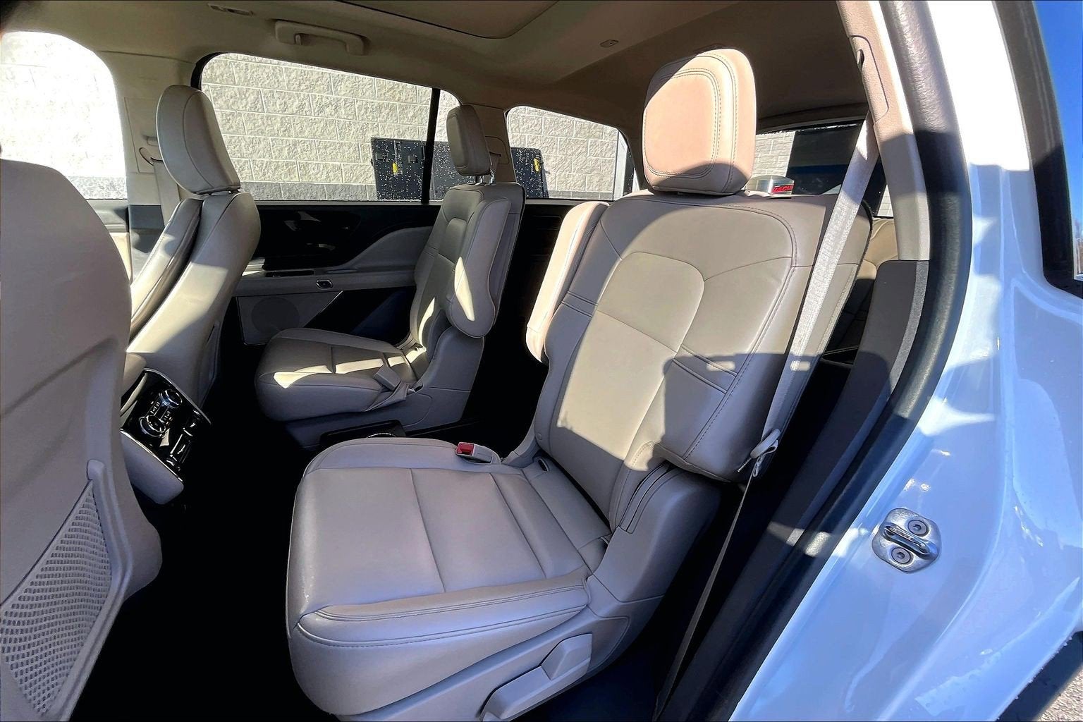 2022 Lincoln Aviator Standard