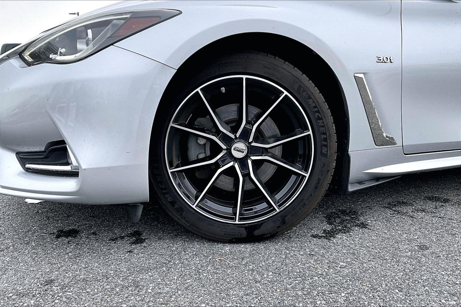 2017 INFINITI Q60 3.0t Premium